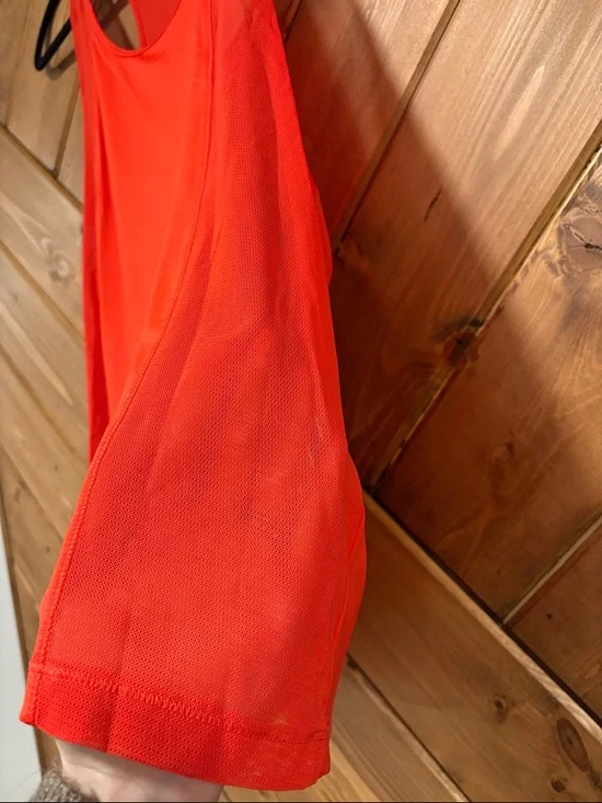 Under Armour Women's Red Performance Racerback Tank Mesh - Picture 3 of 6